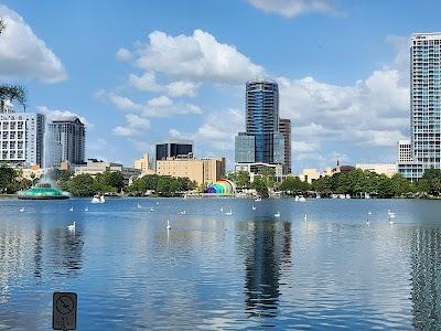 Lake Eola Park